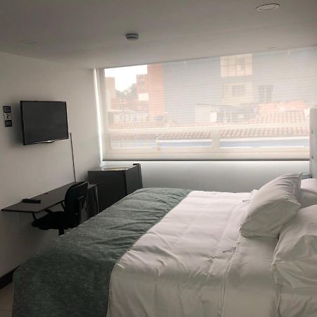 Hotel Serenity Corferias Bogotá Dış mekan fotoğraf